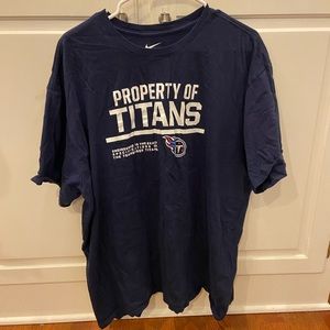 Titans tshirt